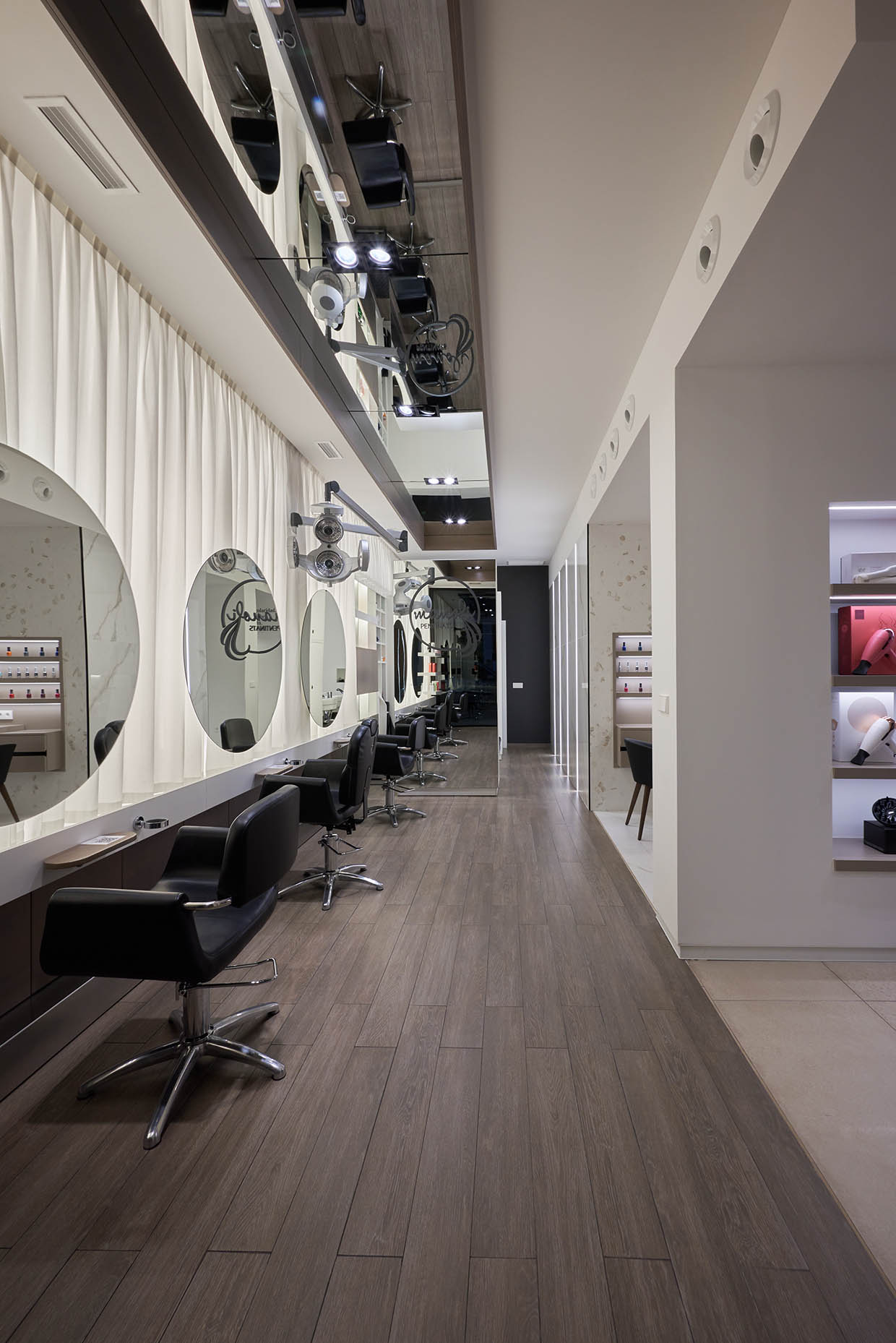 Diseño de centro de peluquería y estética