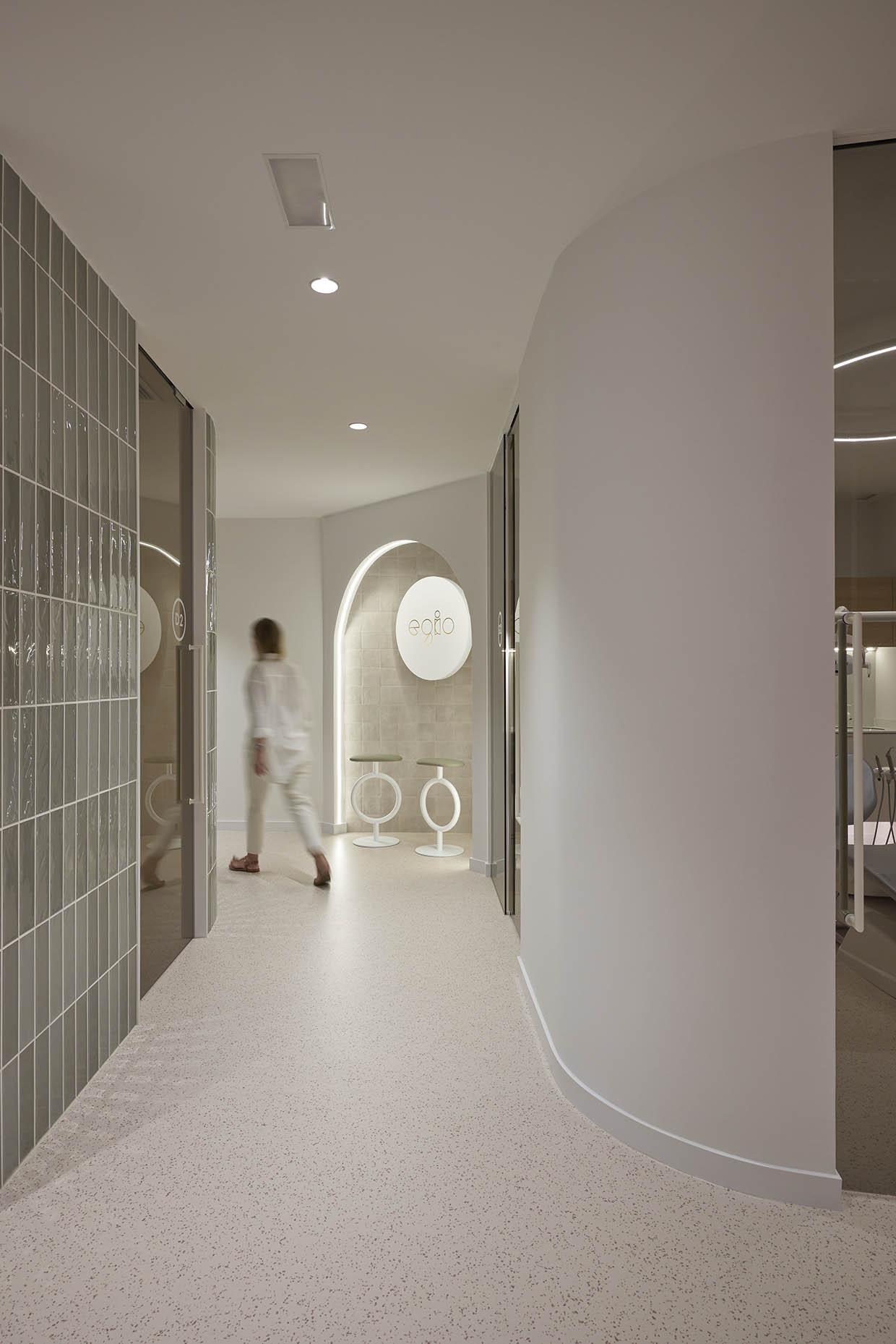 Interiorismo y branding para clínica ortodoncia