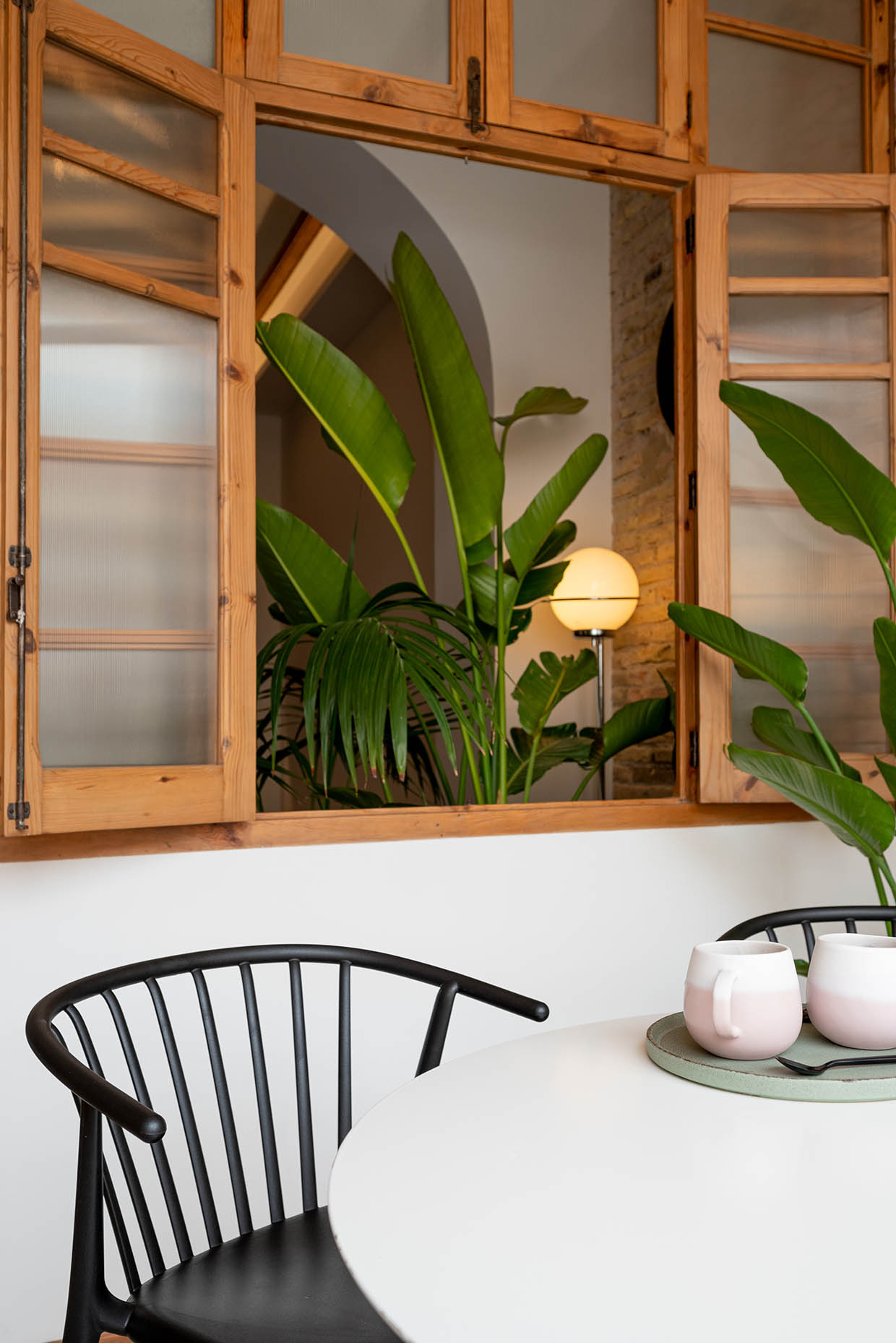 Especialistas en diseño de clínicas dentales y clínicas médicas. Interiorismo comercial, diseño restaurantes, diseño oficinas.
Proyectos globales de diseño interior e interiorismo, comunicación y diseño de marca.
Interiorismo Castellón. Interiorismo Valencia.