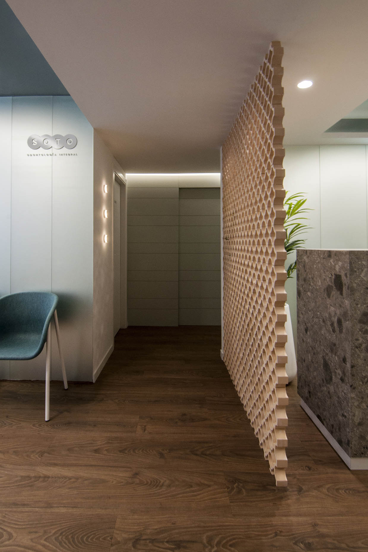 Diseño pasillos clínica dental