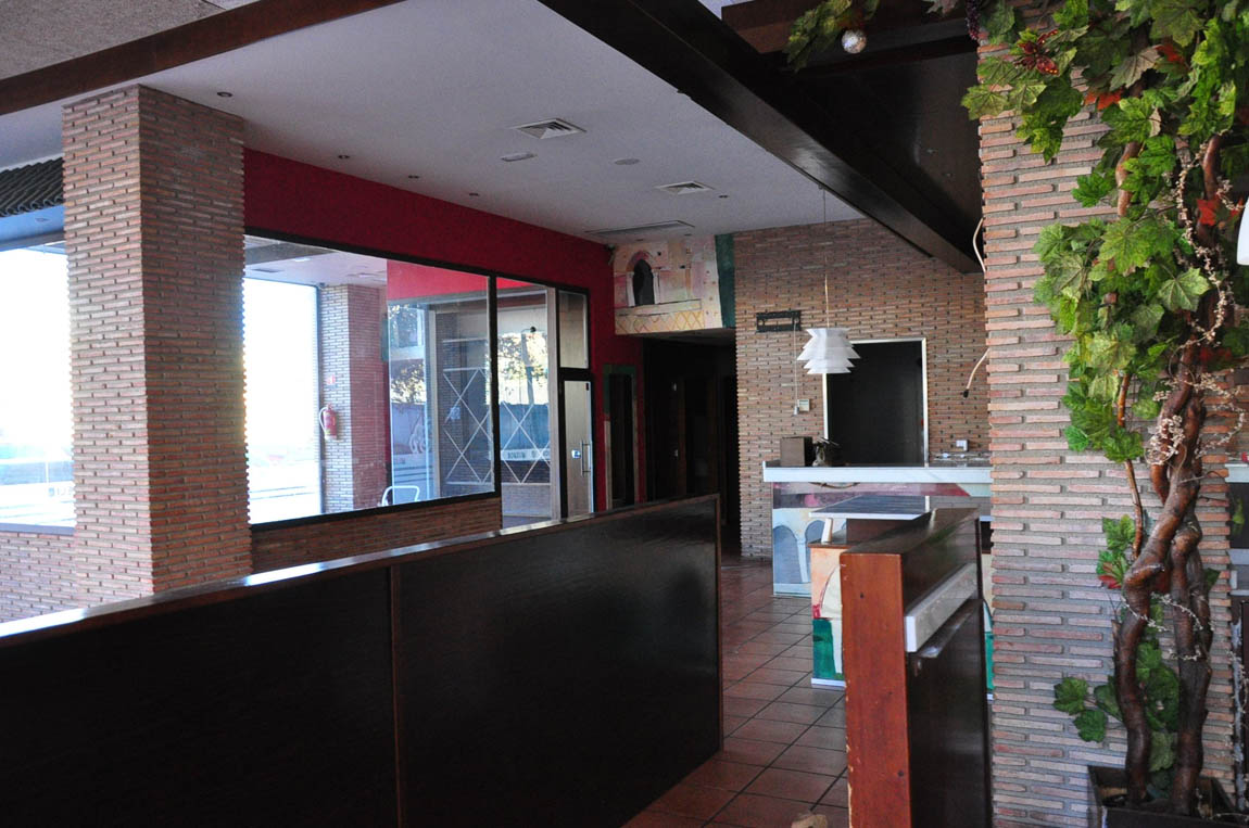 Especialistas en diseño de restaurantes. Diseño de clínicas, interiorismo comercial. Proyectos globales de diseño interior e interiorismo, comunicación y diseño de marca.
Interiorismo Castellon. Interiorismo Valencia