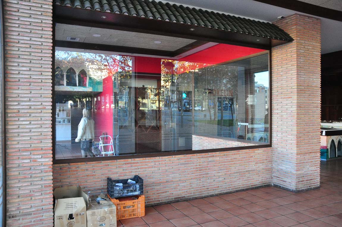 Especialistas en diseño de restaurantes. Diseño de clínicas, interiorismo comercial. Proyectos globales de diseño interior e interiorismo, comunicación y diseño de marca.
Interiorismo Castellon. Interiorismo Valencia