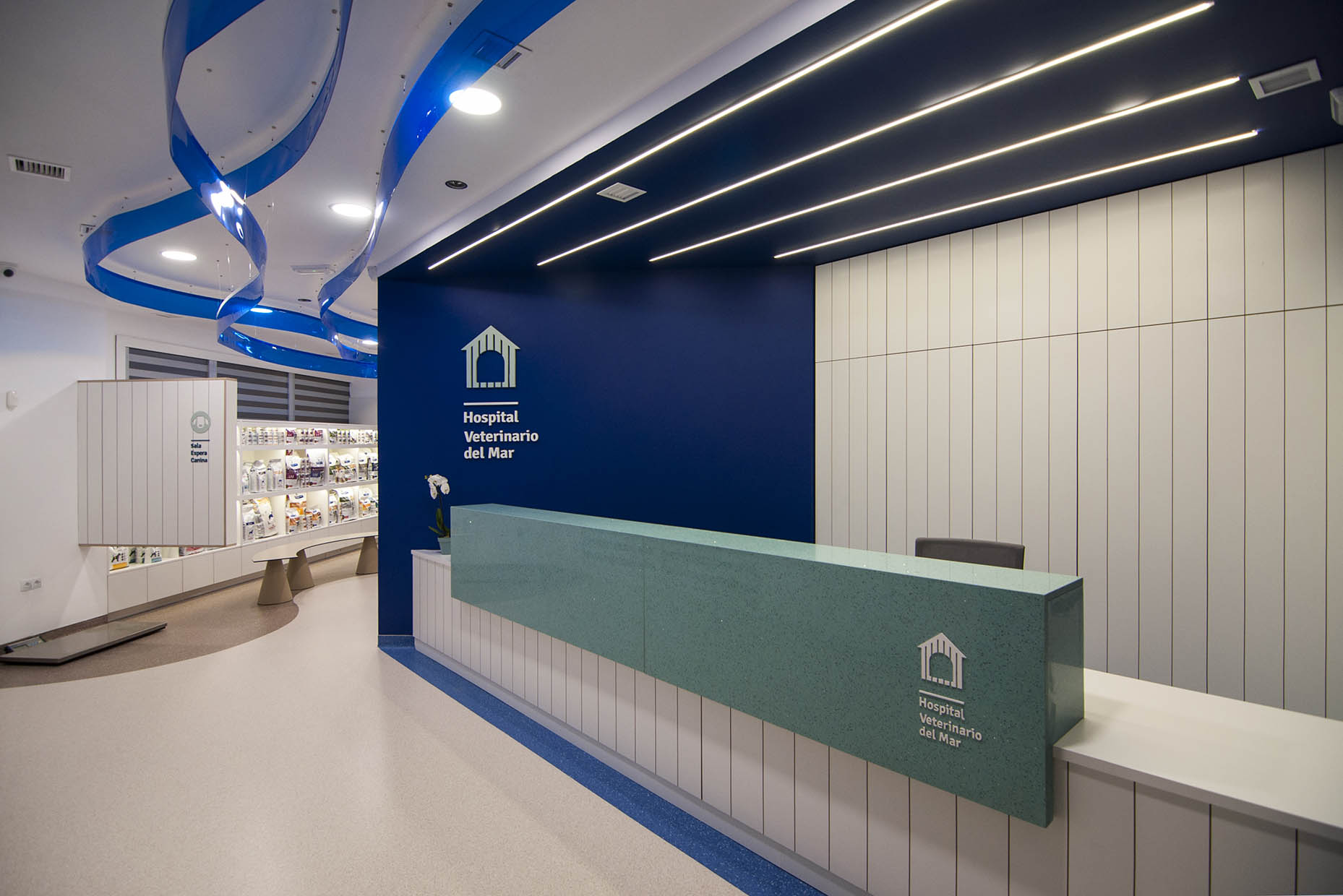 Diseño mostrador hospital veterinario