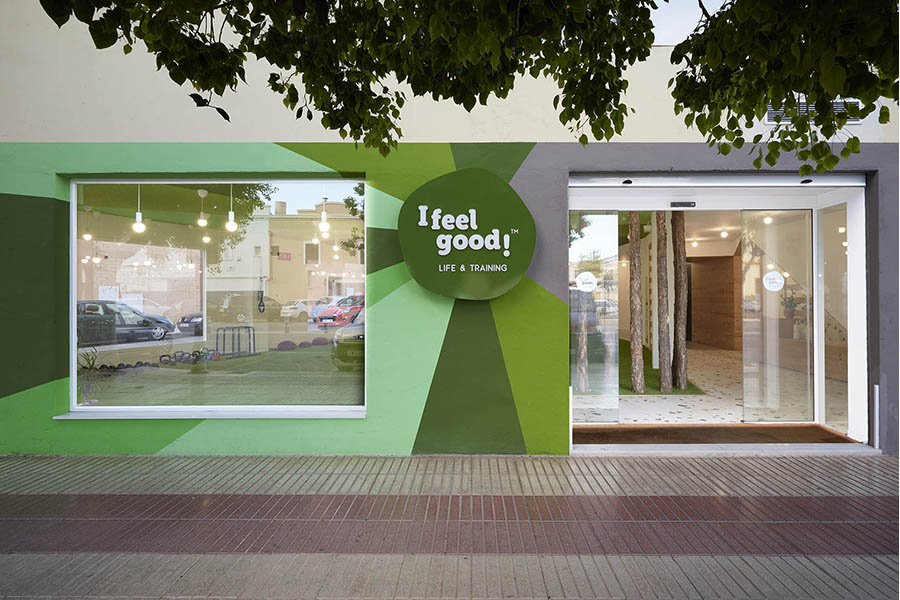 Diseño fachada gimnasio
