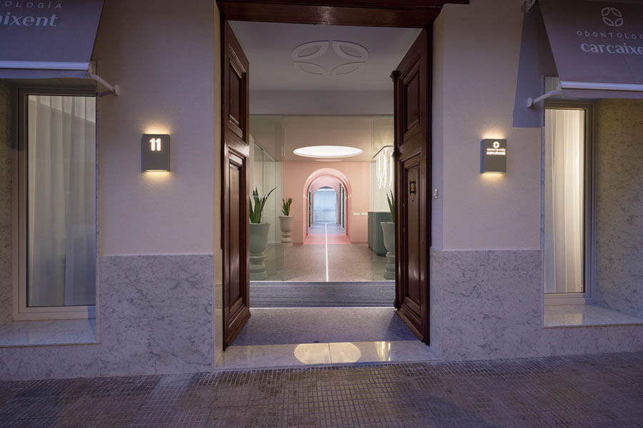Especialistas en diseño de clínicas dentales y clínicas médicas.Proyectos globales de diseño interior e interiorismo, comunicación y diseño de marca.Interiorismo Valencia.