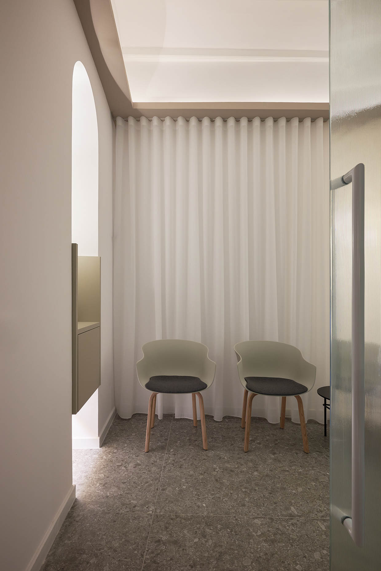Especialistas en diseño de clínicas dentales y clínicas médicas.Proyectos globales de diseño interior e interiorismo, comunicación y diseño de marca.Interiorismo Valencia.