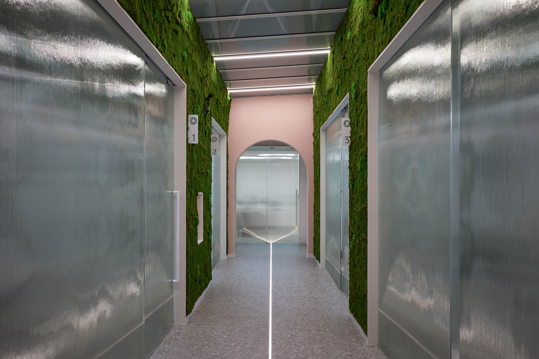 Especialistas en diseño de clínicas dentales y clínicas médicas.
Proyectos globales de diseño interior e interiorismo, comunicación y diseño de marca.
Interiorismo Valencia.