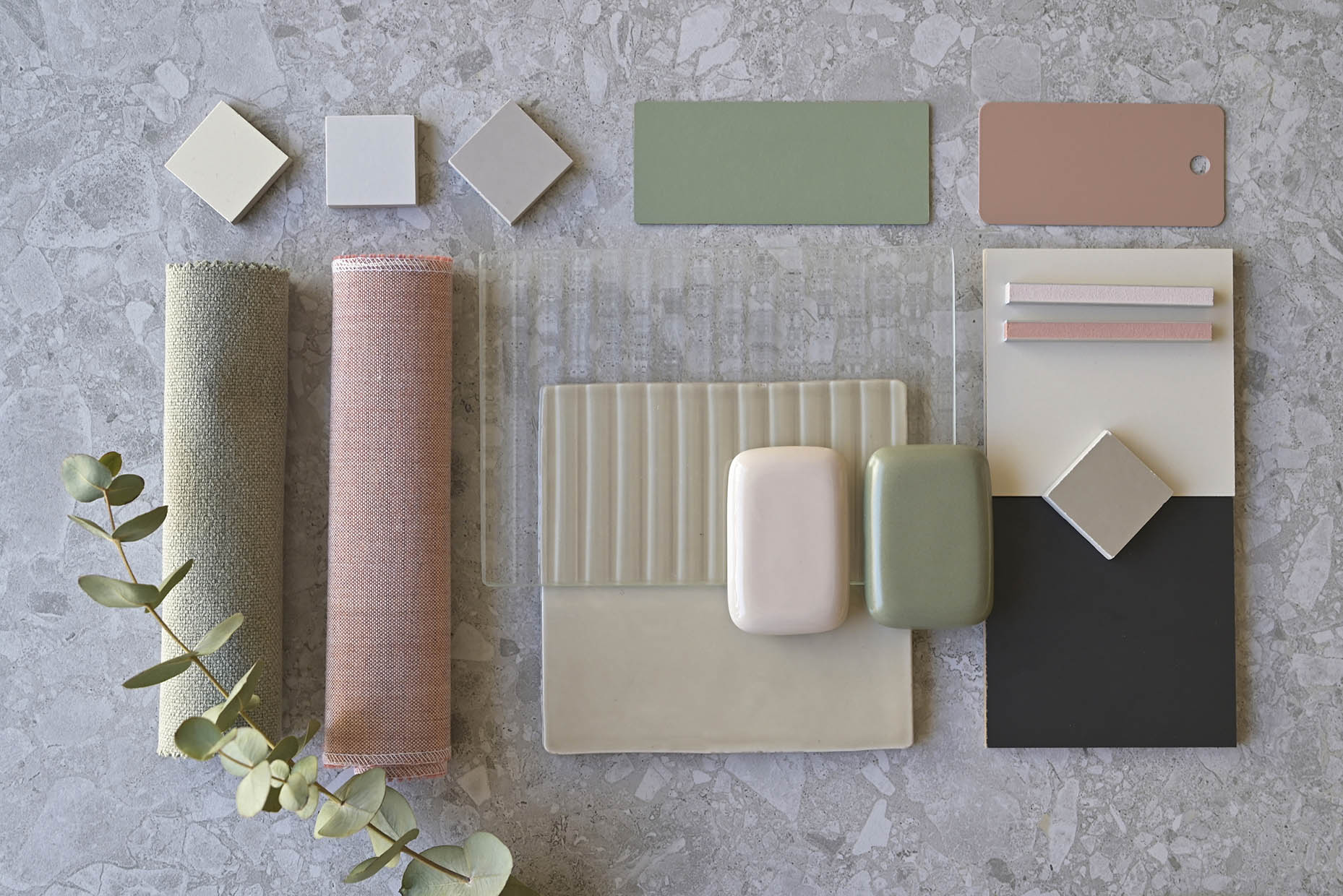 Especialistas en diseño de clínicas dentales y clínicas médicas.
Proyectos globales de diseño interior e interiorismo, comunicación y diseño de marca.
Interiorismo Valencia.