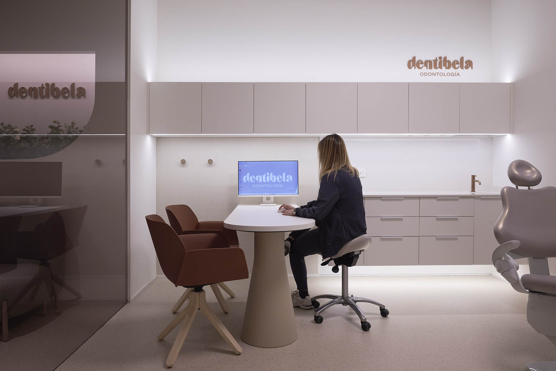 proyecto de interiorismo de clínica de odontología