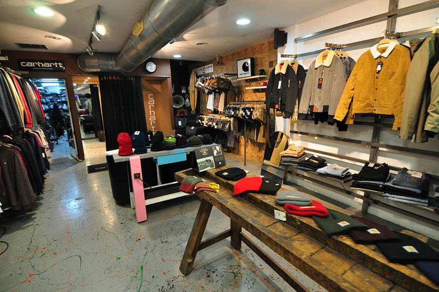 Especialistas en interiorismo comercial. Diseño de clínicas, diseño restaurantes y diseño oficinas. Proyectos globales de diseño interior e interiorismo, comunicación y diseño de marca.
Interiorismo Castellon. Interiorismo Valencia.