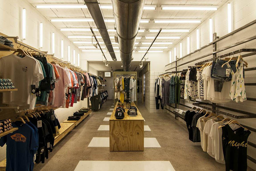 Especialistas en interiorismo comercial. Diseño de clínicas, diseño restaurantes y diseño oficinas. Proyectos globales de diseño interior e interiorismo, comunicación y diseño de marca.
Interiorismo Castellon. Interiorismo Valencia.