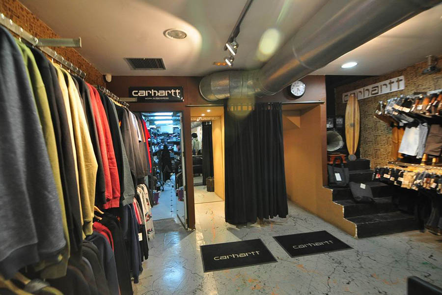 Especialistas en interiorismo comercial. Diseño de clínicas, diseño restaurantes y diseño oficinas. Proyectos globales de diseño interior e interiorismo, comunicación y diseño de marca.
Interiorismo Castellon. Interiorismo Valencia.