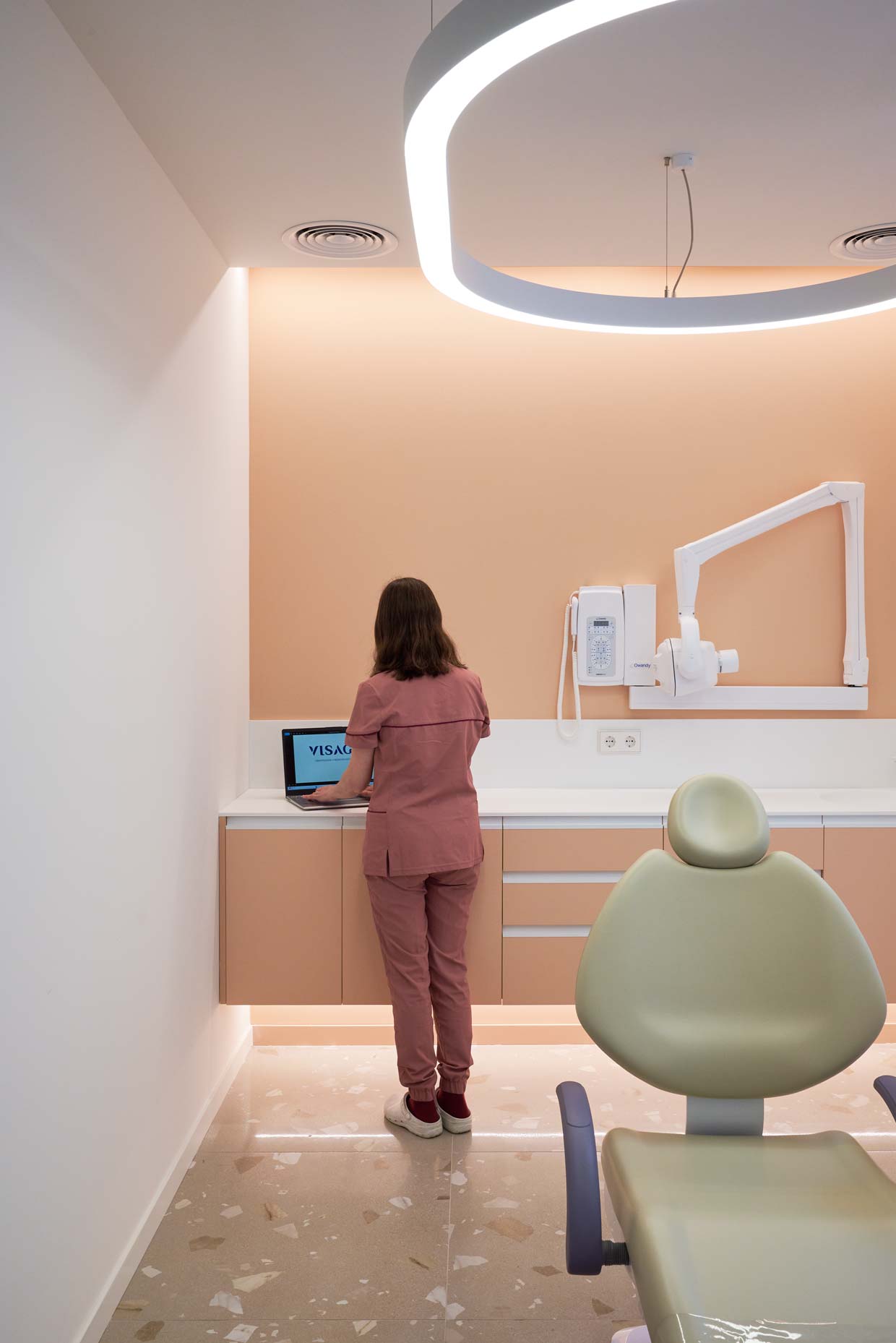 banco de trabajo para gabinete dental