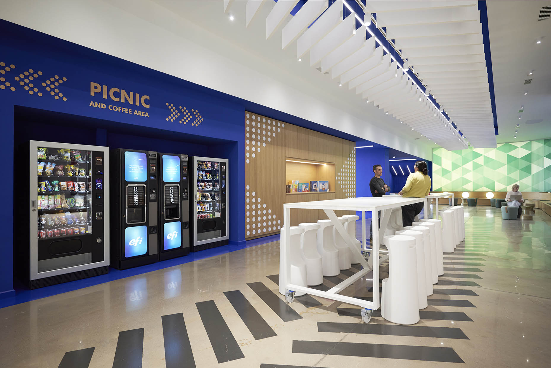 Office en foro de las oficinas Efi Cretaprint